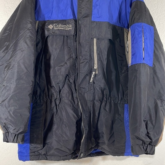 COLUMBIA SPORTSWEAR COMPANY Heavy Duty Hoodie Jacket Lots of Pockets Size Medium - Picture 3 of 10